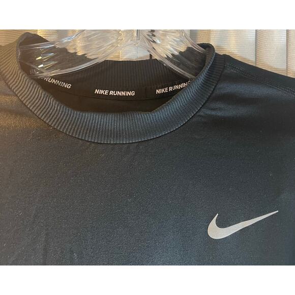 Nike mens Running Dri-Fit long sleeve reflective shirt Black-Size Extra Small - Picture 1 of 4